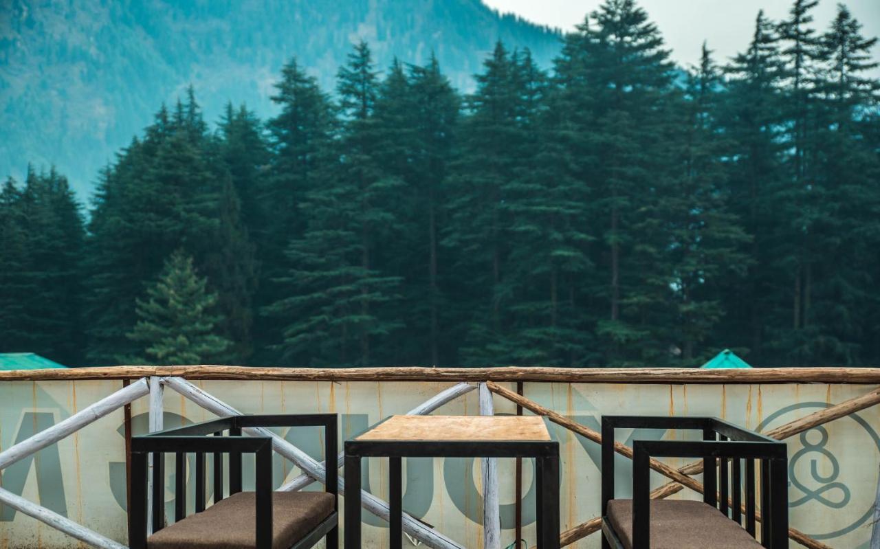 Young Monk Hostel & Cafe Old Manali Exterior photo
